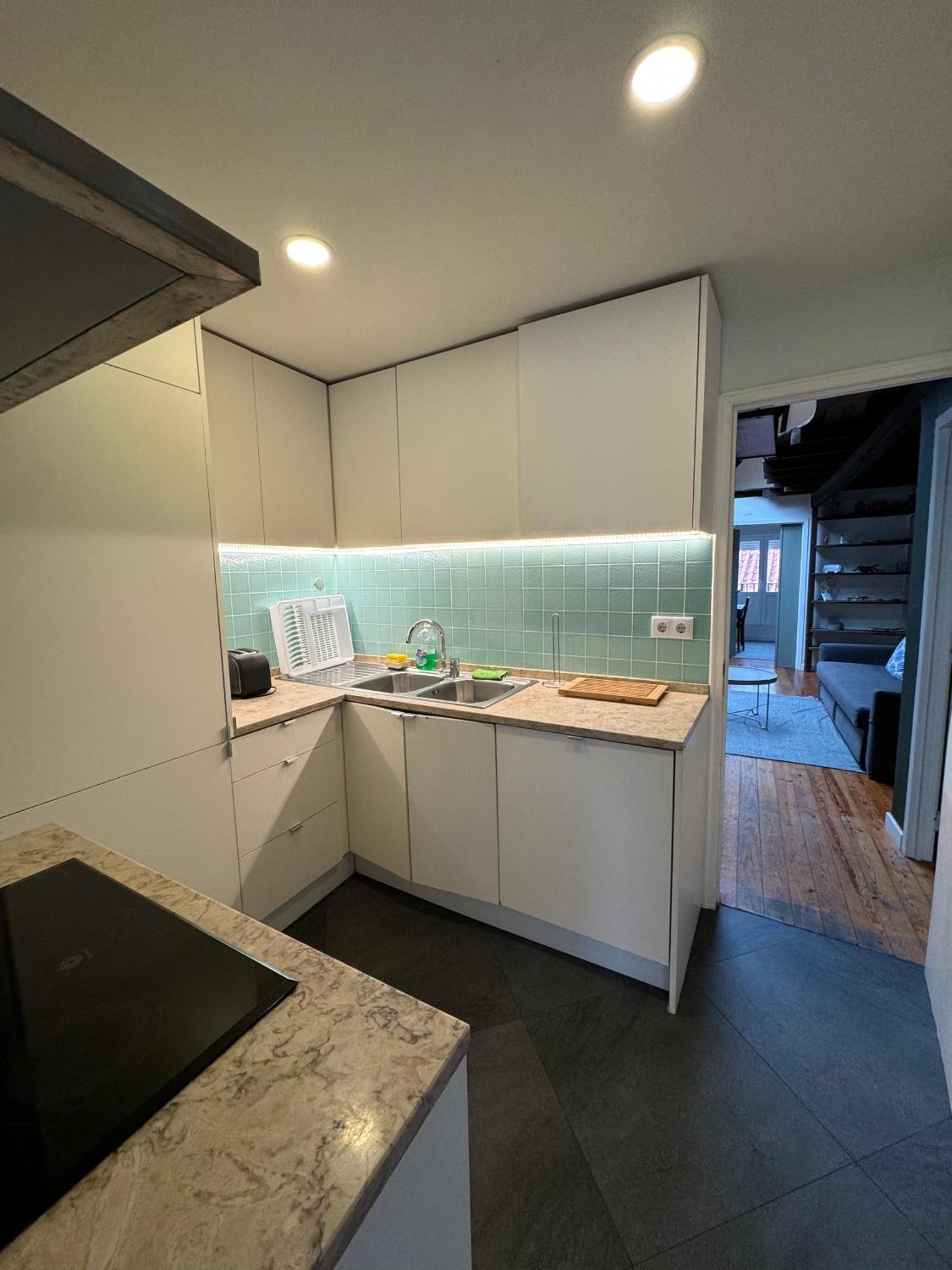 The Fancy House - Santa Catarina Apartment ลิสบอน ภายนอก รูปภาพ
